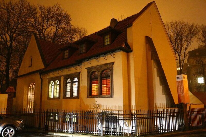 Prague: Old, New, and Jewish Towns Guided Walking Tour - The Value Proposition