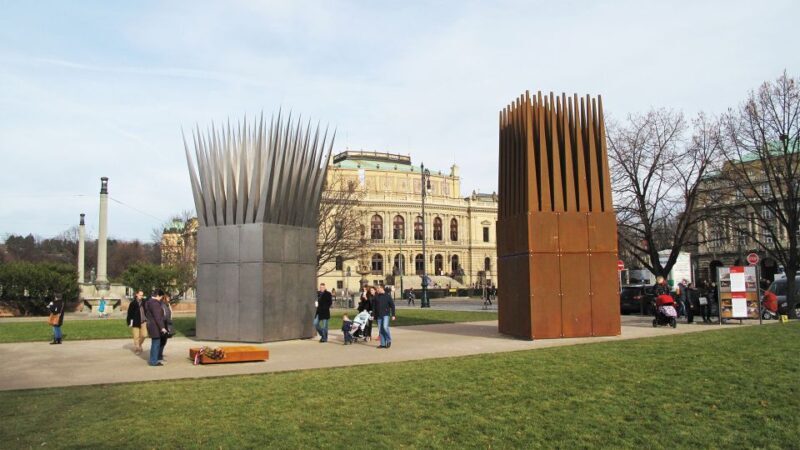 Prague: Old Town and Classical Concert Tour - Exploring Prague’s Old Town with a Local Guide