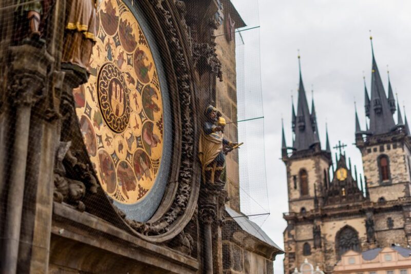 Prague: Prague Castle, Jewish Quarter, Clock Tower Admission - Prague: Prague Castle, Jewish Quarter, Clock Tower Admission — A Balanced Look