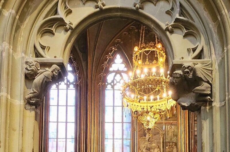 Prague: Prague Castle Private Walking Tour - Post-Tour Options and Practicalities