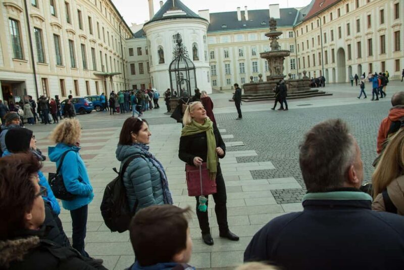 Prague: Prague Castle Tour without interiors in German - The Overall Experience and Value