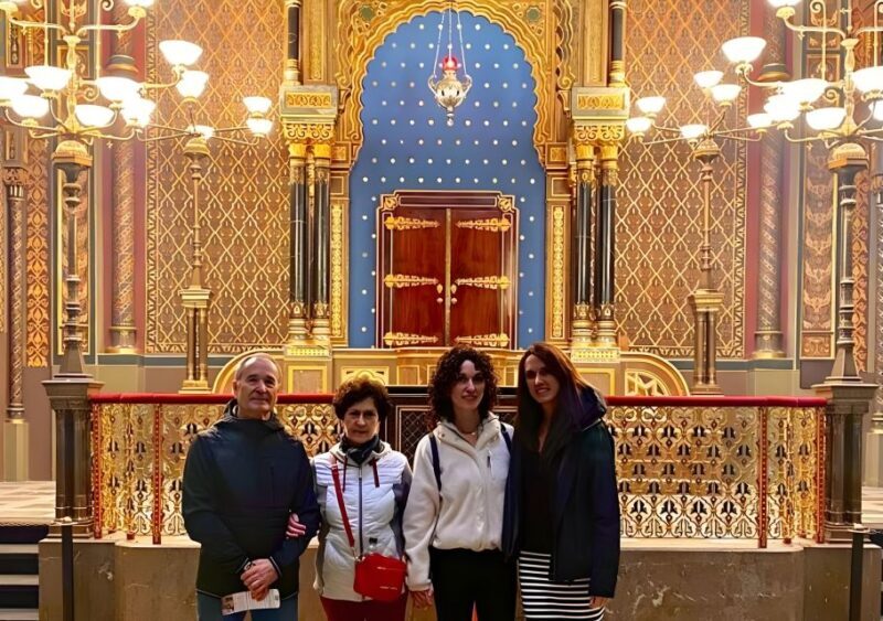 Prague: Prague Synagogues & the Jewish Cemetery Guided Tour - Who Would Enjoy This Tour?