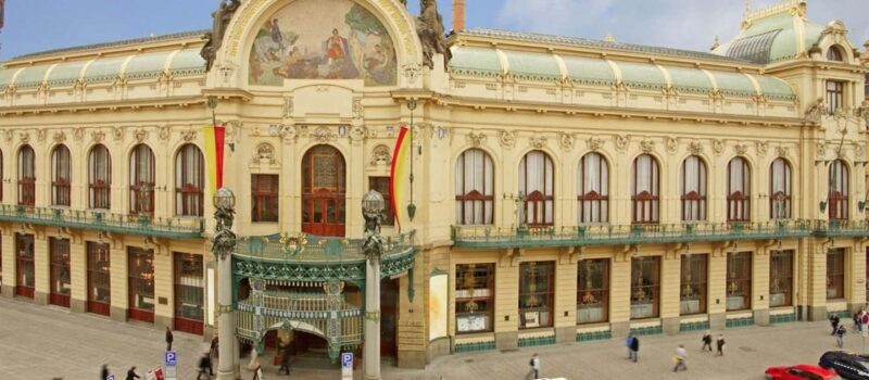 Prague: Private 2 & Half-Day City Tours with Local Guide - A Detailed Look at the Tour Experience