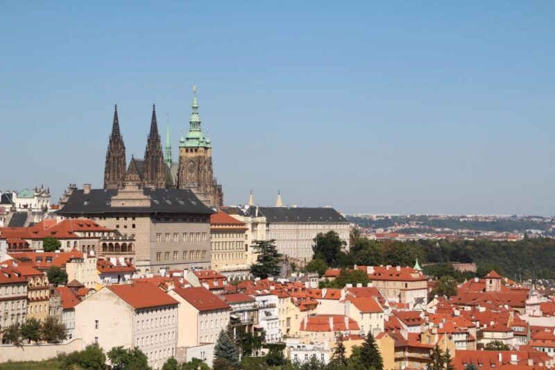 Prague: Private All Inclusive Tour - Who Should Book This Tour?
