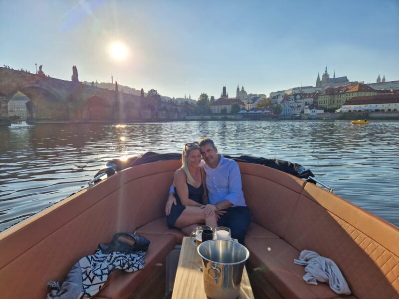 Prague Private Boat Tour - 2 Hours - Key Points