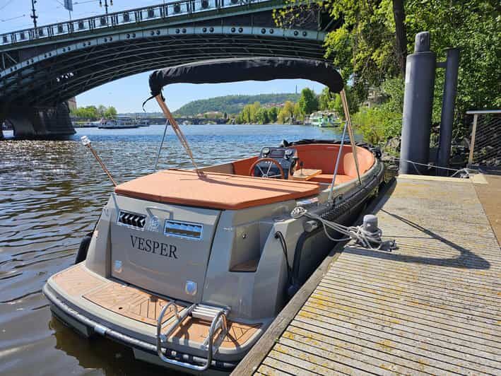 Prague Private Boat Tour - The Experience: What to Expect from the Prague Private Boat Tour