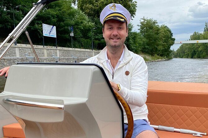 Prague Private Boat Tour 4 Hours - Pricing and Value
