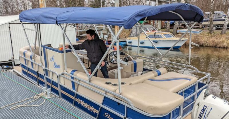 Prague: Private Pontoon Sightseeing Cruise with Prosecco - Practical Details and Tips