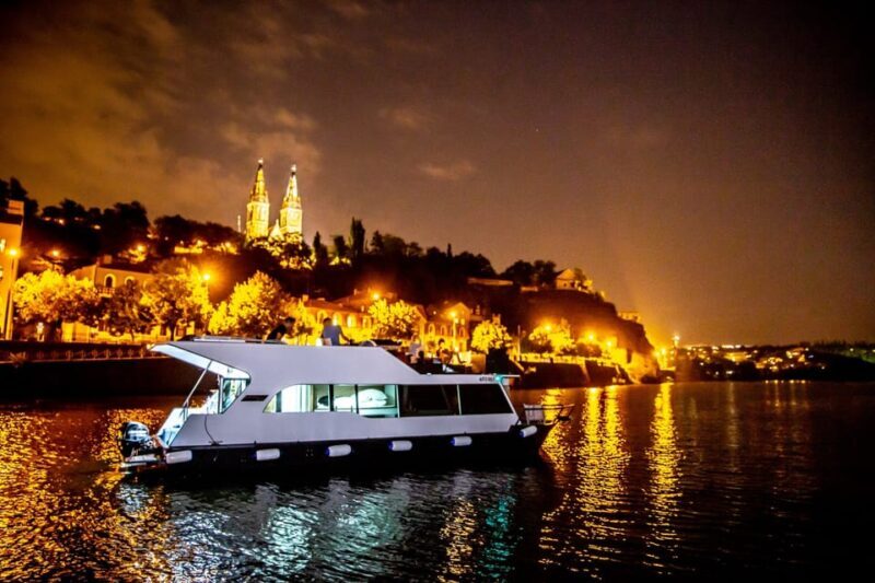 Prague: Private River Cruise with Unlimited Beer or Prosecco - Pricing and Value