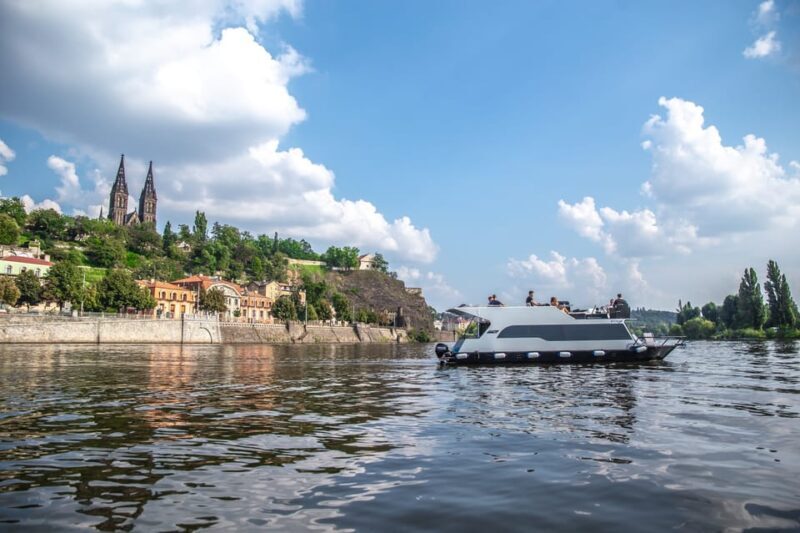 Prague: Private River Cruise with Unlimited Beer or Prosecco - The Experience in Action