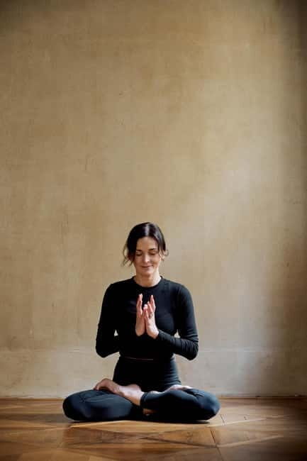Prague: Private Yoga Session with Advanced Instructor - Key Points