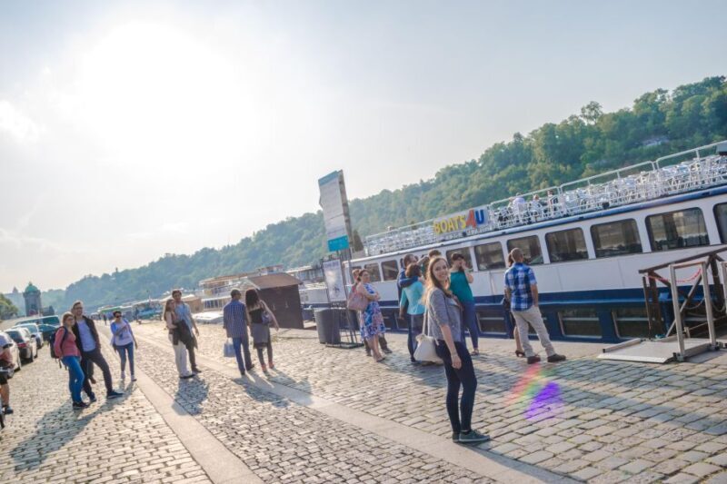 Prague: Sightseeing Boat Cruise with Buffet Dinner - The Sum Up