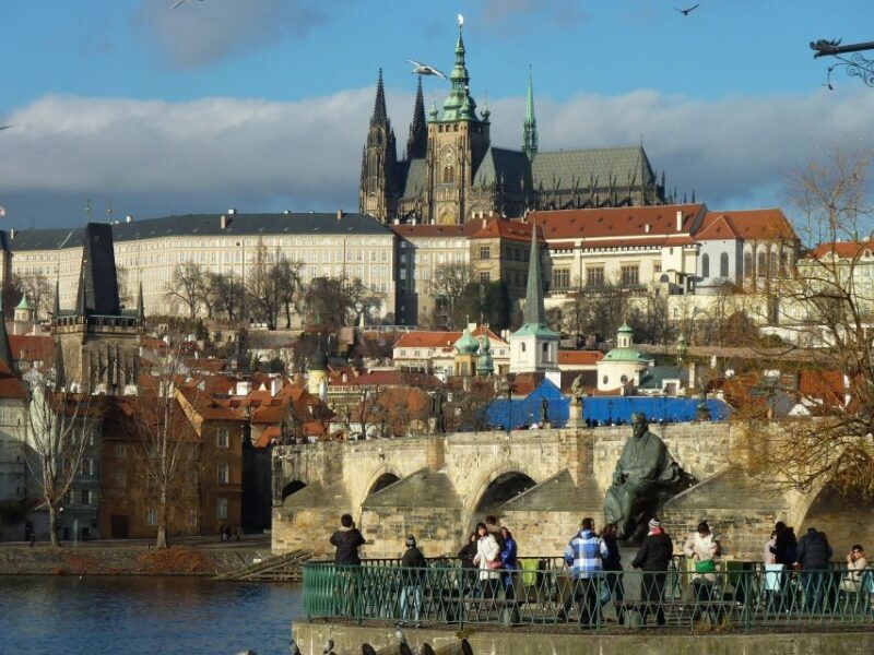 Prague Sightseeing Tour with Lunch - Introduction