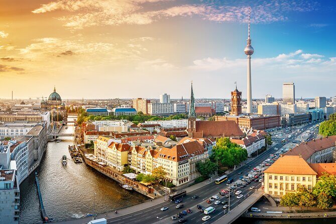 Prague to Berlin - private transfer with 2 hours of sightseeing - A Closer Look at the Prague to Berlin Private Transfer Experience