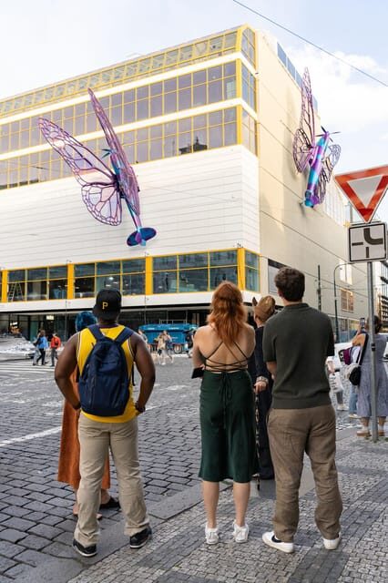 Prague: Ultimate Old and New Town Walking Tour + Free Drink - FAQ