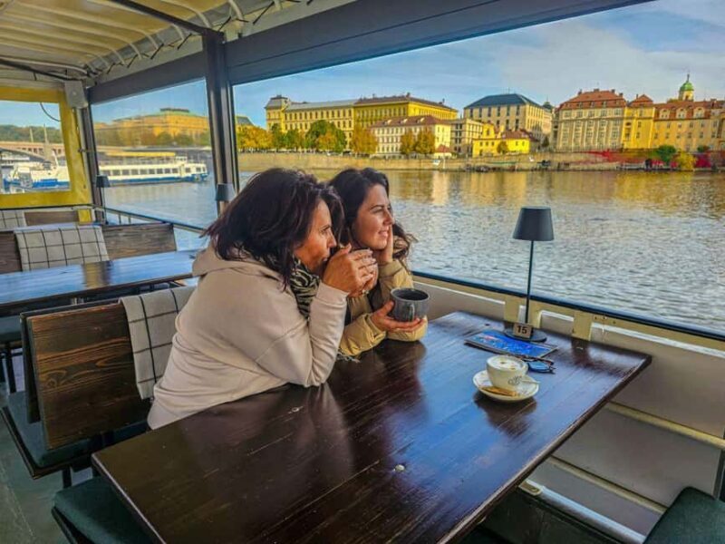 Prague: Vltava River Cruise with Jazz Music and Commentary - Key Points