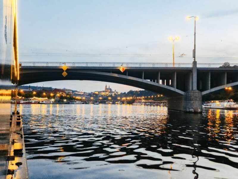 Prague: Vltava River Night Cruise with Buffet - FAQ