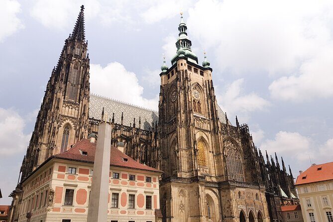 Prague Walking Tour with River Boat Cruise and Lunch - 6 hours - References