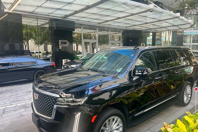 Premier Limousine Miami Airport Hotel Port Transfers in Lux SUV - What You Can Expect from This Service
