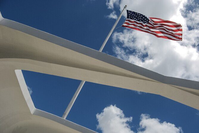 Premier Pearl Harbor and Hawaii Kingdom History Tour - FAQ