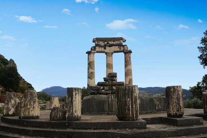 Premium Delphi Day Trip with an Expert Guide, Museum & Lunch - The Itinerary in Detail