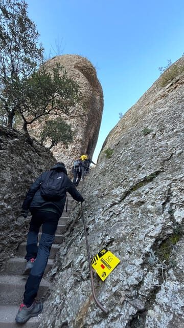 PREMIUM: EXPERIENCE IN MONTSERRAT - BARCELONA - Practical Details and What to Expect