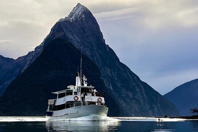 Premium Milford Sound Tour, Cruise & Lunch from Te Anau - Key Points