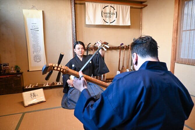 Premium Shamisen Experience with Mini Shamisen Gift & Live Show - An In-Depth Look at the Shamisen Experience