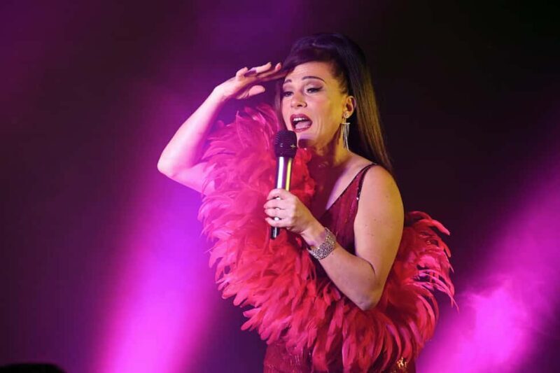 Prestige dinner show - The Itinerary Breakdown