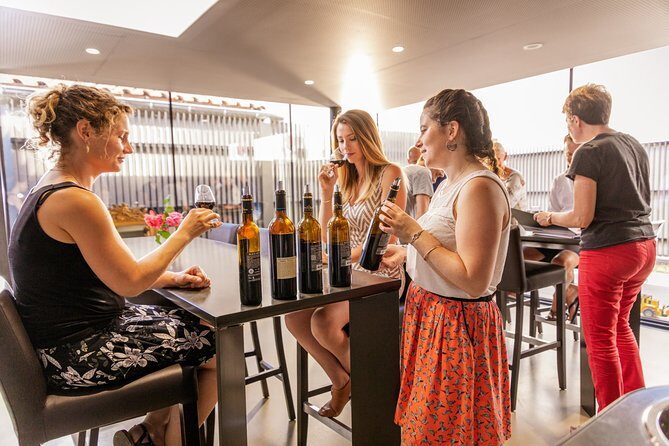 Prestige visit and tasting of 5 wines - Authenticity and Personal Touch