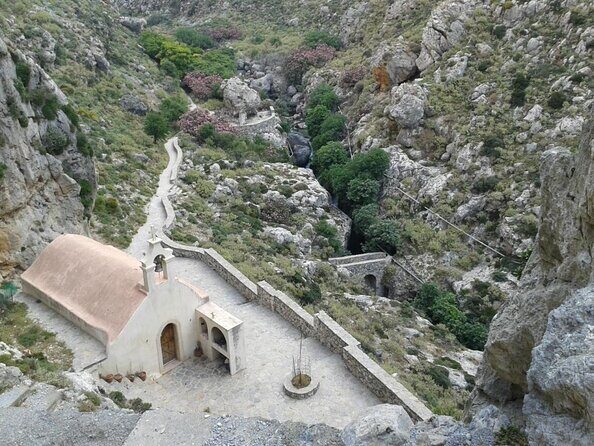 Preveli Palm Beach Boat Cruise & Rethymnon Town from Heraklion - Exploring Crete with the Preveli Palm Beach Boat Cruise & Rethymnon Tour
