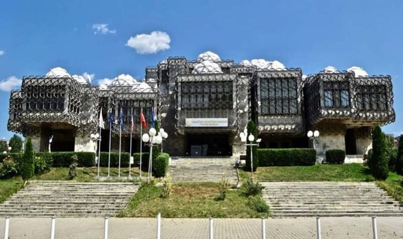 Pristina: Day Tour with Bear Sanctuary and Gadima Cave - Key Points