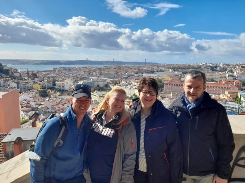 Privat Walking Tour in Alfama, Baixa, Chiado - Key Points