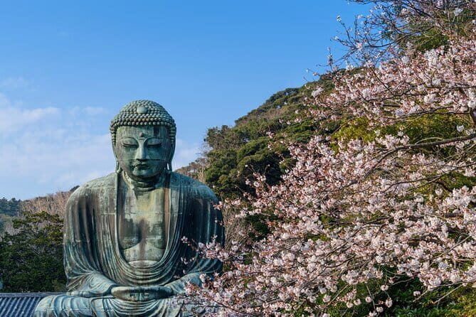 Private 1 Day Tour to Kamakura: Sea, Temples, and Coastal Scenery - Enoshima Island: Coastal Beauty and Cultural Gems