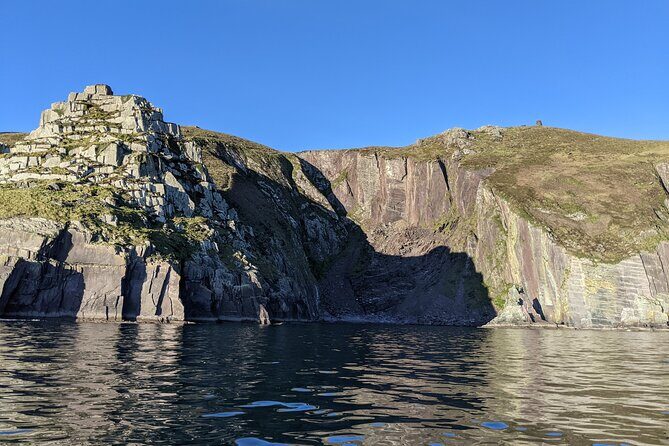 Private 1-Hour Guided Boat Tour in Dingle Peninsula - Exploring the Dingle Peninsula from the Water