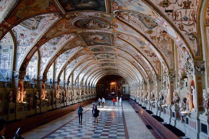 Private 2.5 hour city tour of Munich with driver/guide - Frequently Asked Questions