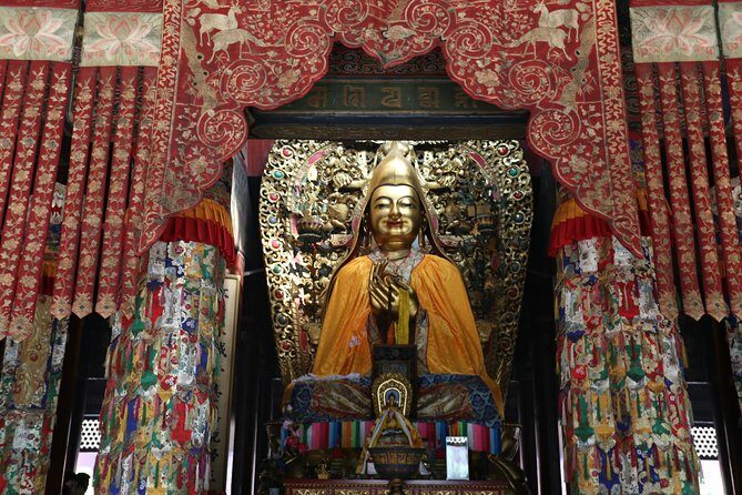 Private 2-Day Beijing Sightseeing with VIP Acrobatic Show Option - Who This Tour Suits Best