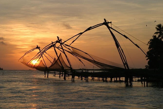 Private 2 Day Tour to Kerala from Mumbai with Flight : Houseboat & Cochin Tour - A Practical Look at the Private 2 Day Tour to Kerala from Mumbai with Flight: Houseboat & Cochin Tour