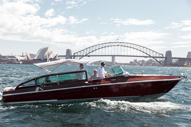 Private 2 Hour Icons and Highlights Cruise of Sydney Harbour - The Allure of a Private Sydney Harbour Cruise