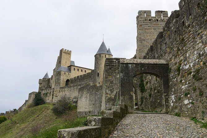 Private 2-hour Walking Tour of Carcassone with official tour guide - FAQ