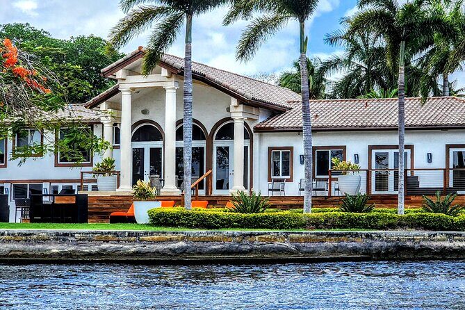 Private 21 Ft Boat Rental in Fort Lauderdale - A Typical Day on the Water