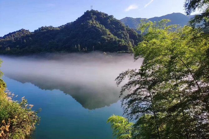 Private 2D Tour to Xiaodongjiang Lake & Gaoyiling Danxia from Guangzhou by Train - FAQs
