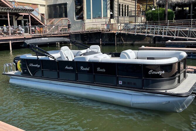 Private 2hr Scenic Boat Cruise Lake Austin- BYOB- Fits 15 People - Key Points