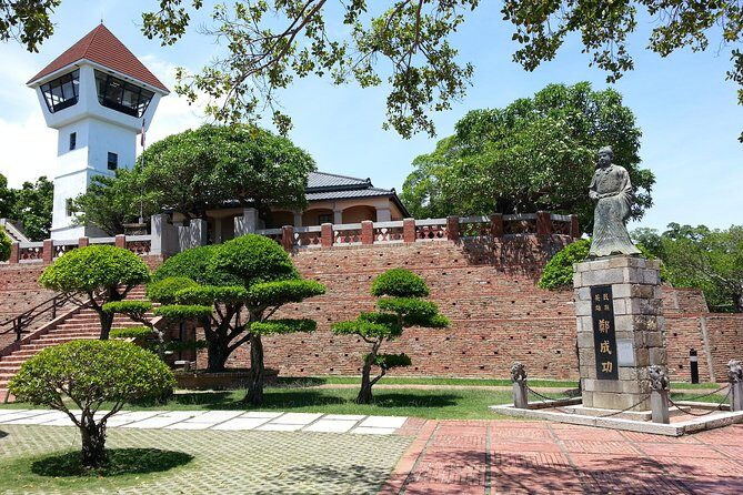 Private 3-Day Southern Taiwan Tour (Tainan, Kaohsiung, Kenting) - How the Tour Unfolds: A Day-by-Day Breakdown