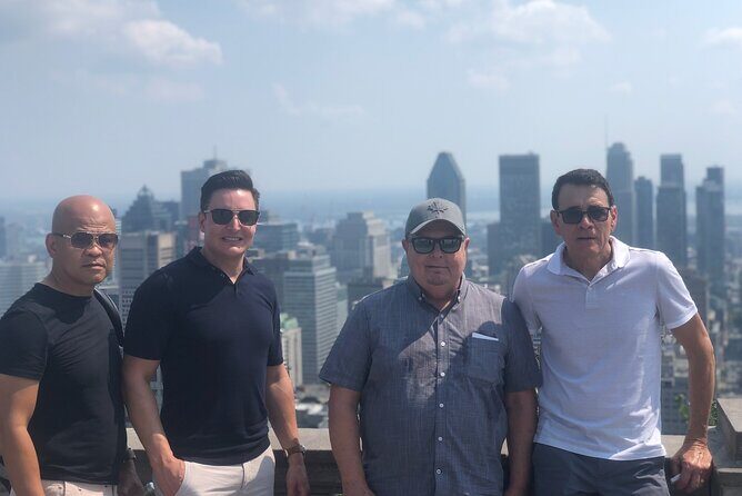 PRIVATE 3-hour COMPLETE tour of Montréal in convertible Cadillac - Authenticity and Local Insights