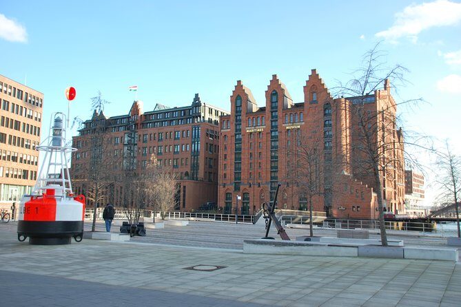 Private 3-Hour Hamburg Sightseeing Tour in a Mercedes Limousine - Discover Hamburg in Elegance: A Review of the Private 3-Hour Mercedes Limousine Tour