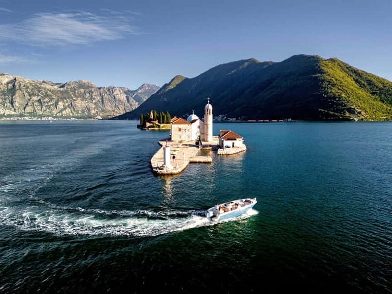 Private 3-hour Speedboat Our Lady of the Rock & Blue Cave - Exploring the Highlights of the 3-hour Speedboat Tour