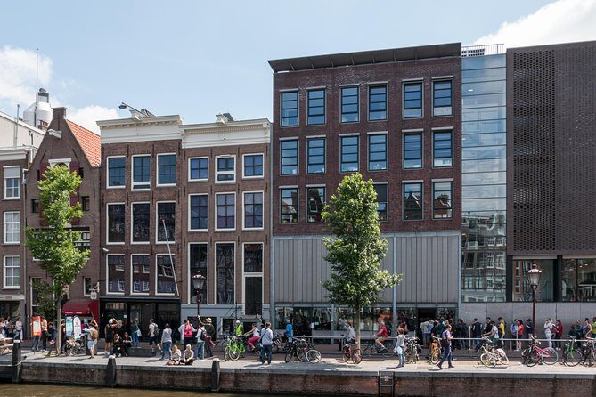 Private 3-hour Walking Tour in Amsterdam with official tour guide - A Closer Look at the Private 3-hour Amsterdam Walking Tour