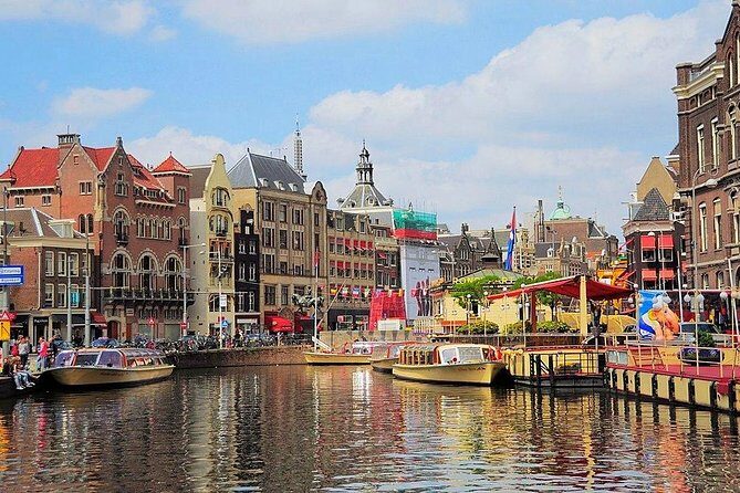 Private 3-hour Walking Tour in Amsterdam with official tour guide - Who Should Book This Tour?