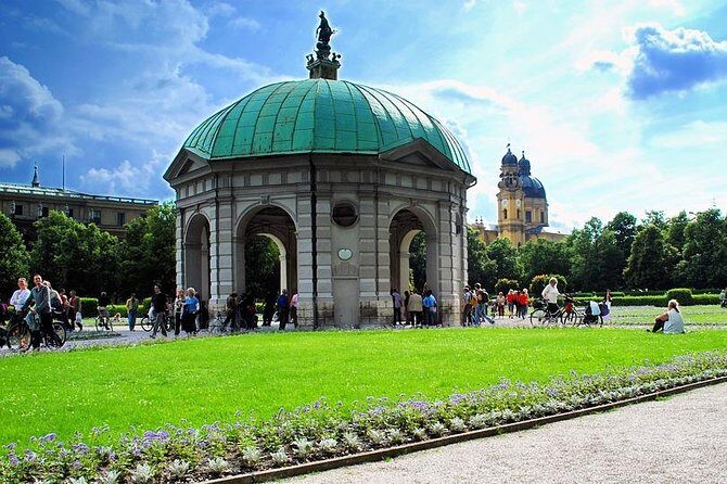 Private 4.5 hour city tour of Munich with driver/guide - The Value of a Private Munich Tour